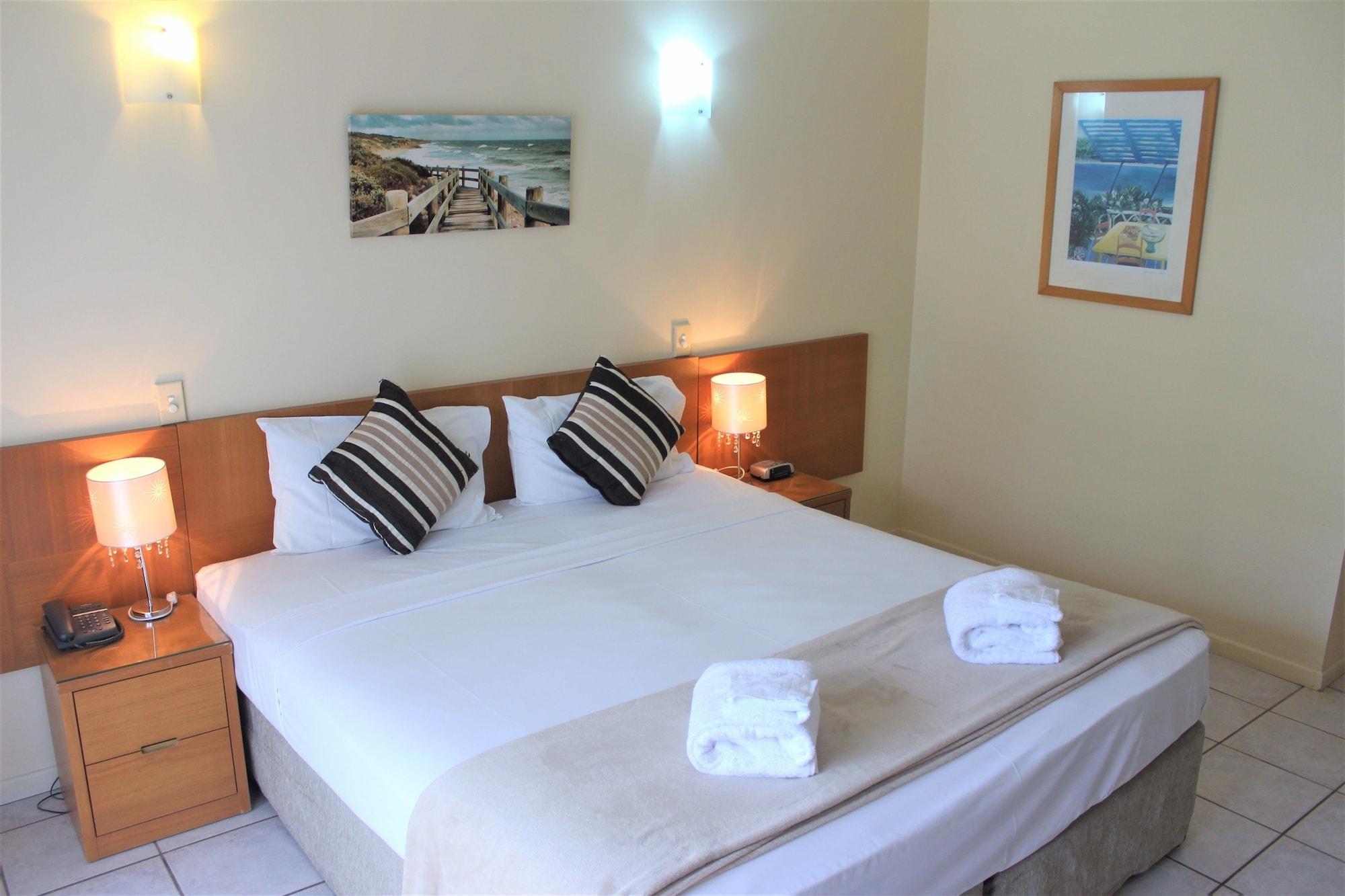 Crystal Garden Resort & Restaurant Кэрнс Экстерьер фото