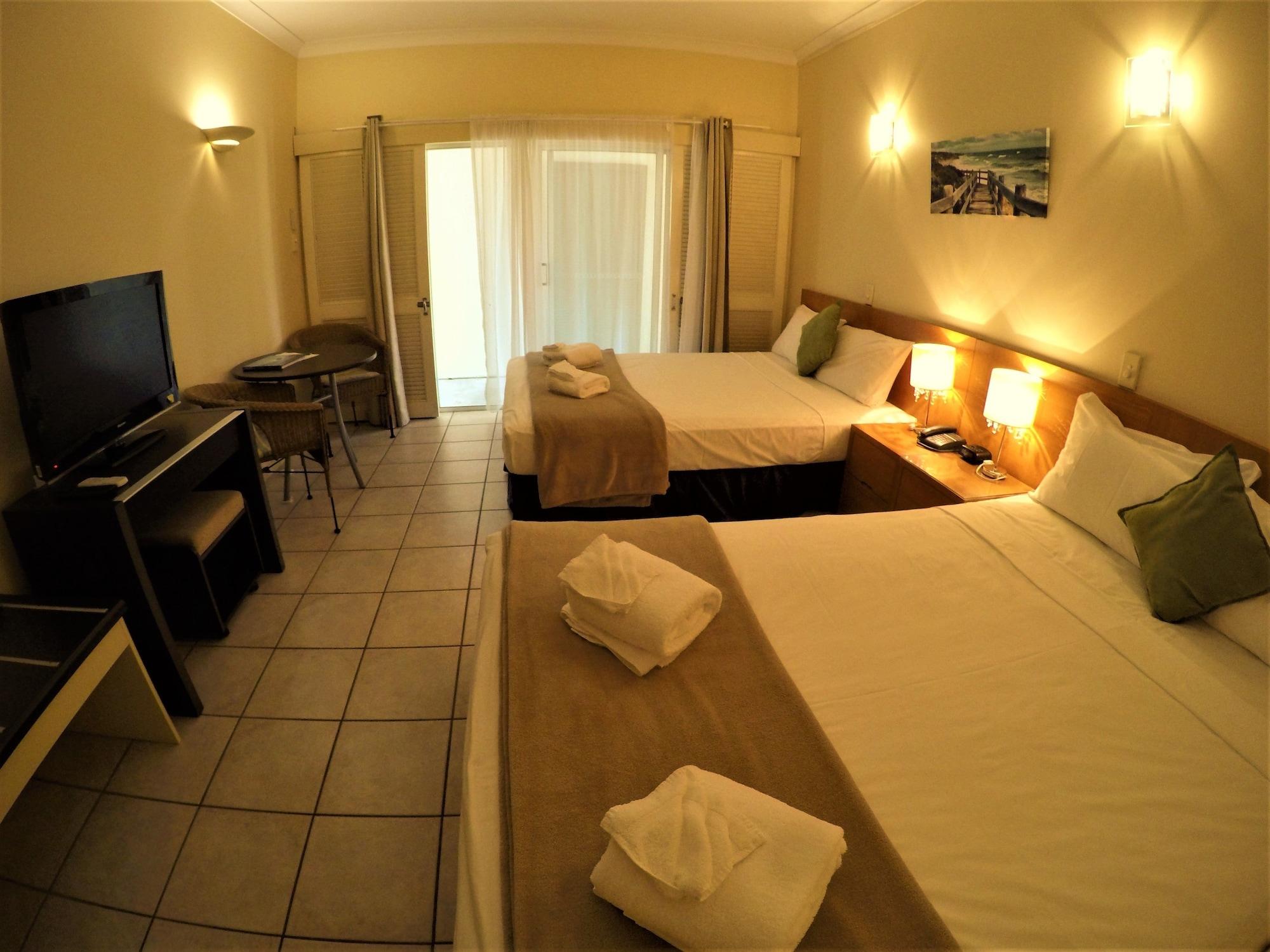 Crystal Garden Resort & Restaurant Кэрнс Экстерьер фото