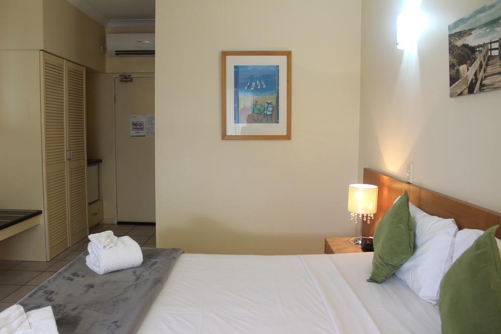 Crystal Garden Resort & Restaurant Кэрнс Экстерьер фото